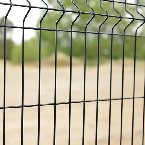 Clôture en panneaux rigides ou grillage — réalisation Clôtures Caudevel