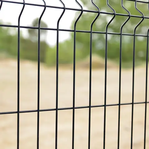 Clôture en panneaux rigides ou grillage — réalisation Clôtures Caudevel